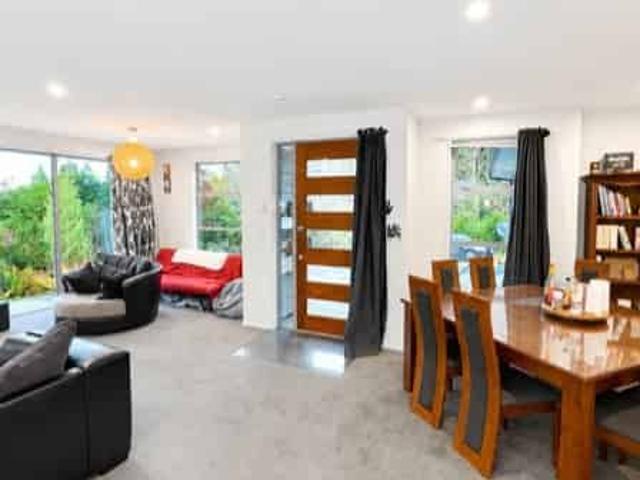 House for rent in Otakou