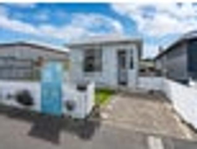 House for sale in Sunshine, Dunedin