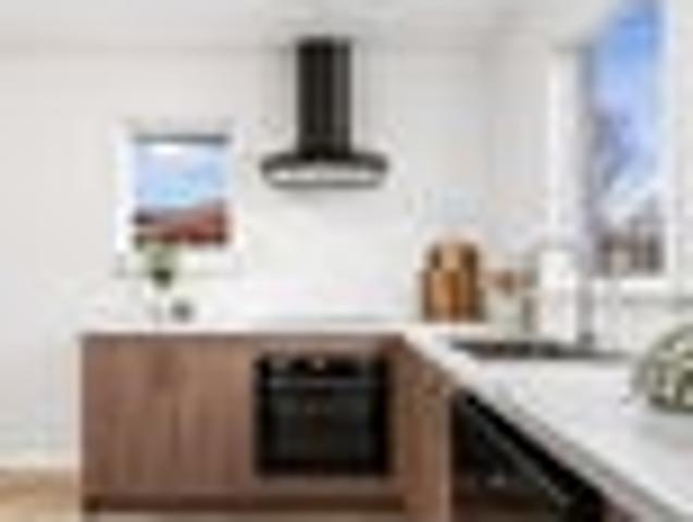 House for sale in Chaslands, Canterbury