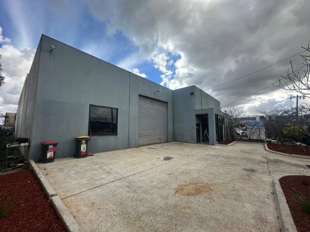 Warehouse for rent in Camerons Creek, Victoria