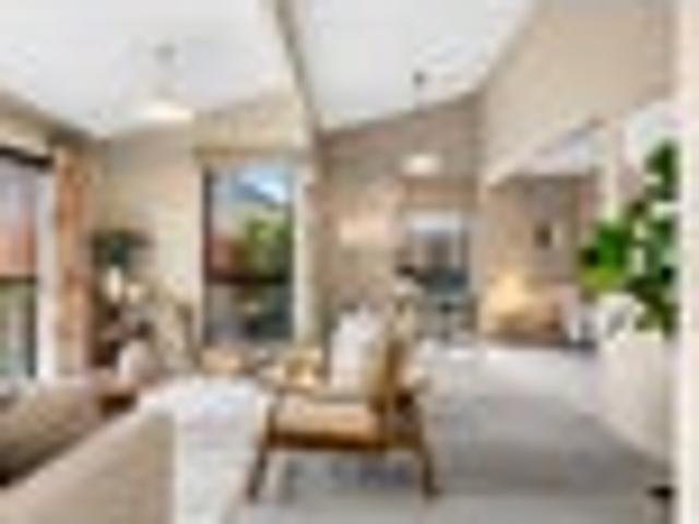House for sale in Chaslands, Canterbury