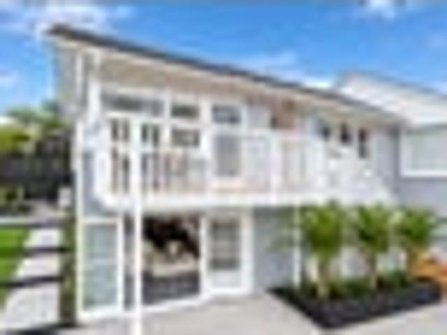 Apartment for sale in Saint Johns, Ōrākei