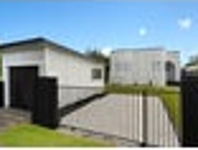 House for sale in Hamilton, Oroua County