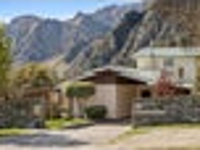 House for sale in Otakou