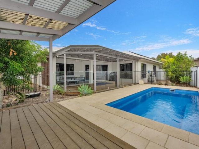 House for rent in Bushland Beach, Townsville City