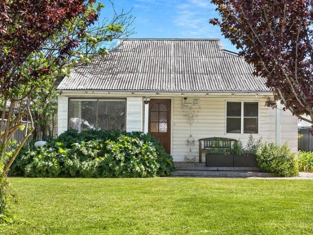 House for sale in New Berrima, Berrima