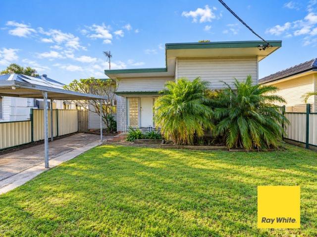 House for sale in Umina Beach, Gosford