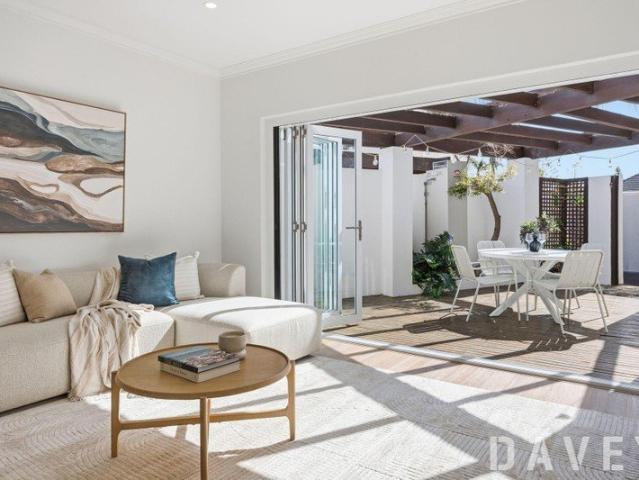 House for sale in Scarborough, City of Stirling