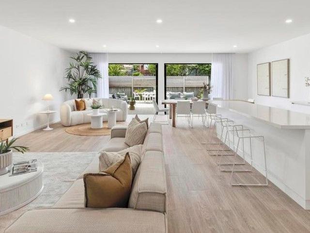 Townhouse for sale in Ocean Grove, Victoria