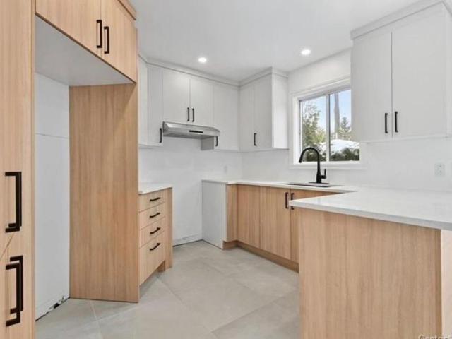 Apartment for rent in Les Moulins, Quebec