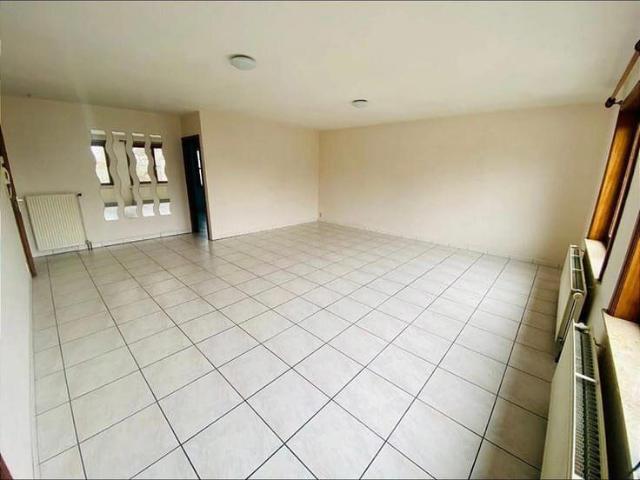 Appartement location à Leuze-en-hainaut, Wallonie
