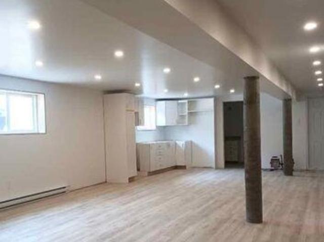 Apartment for rent in Saint-André-Avellin, Outaouais