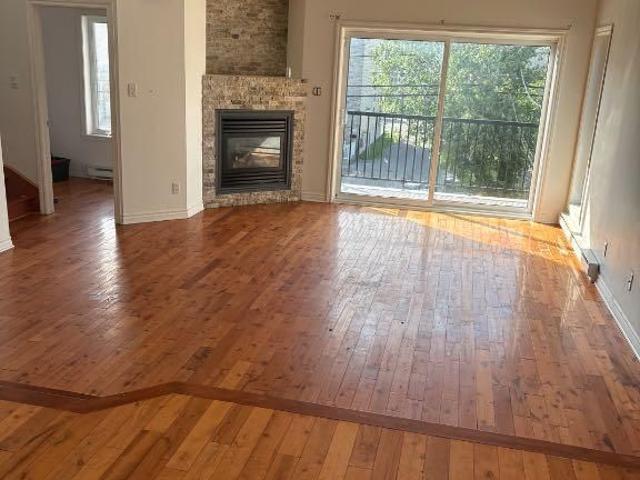 Apartment for rent in Duvernay, Quebec