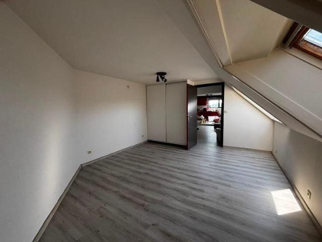 Appartement location à Lessen, Wallonie