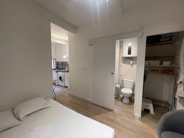 Studio location à Beaurecueil, Bouches-du-Rhône