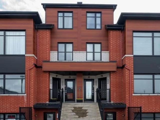 Apartment for rent in Sainte-rose, Quebec