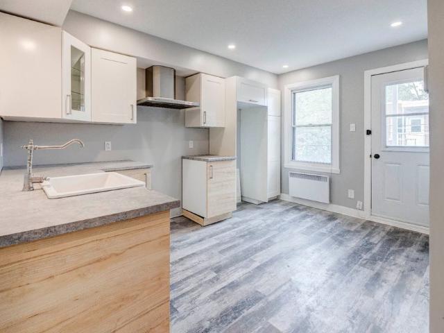 Apartment for rent in St. Leonard's, Quebec