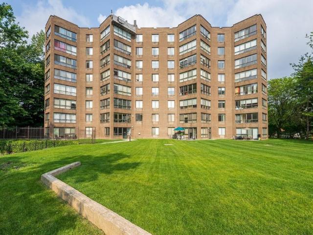 Apartment for rent in St. Leonard's, Quebec