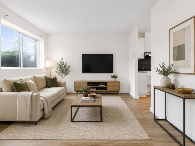 Apartment for rent in Chomedey, Quebec