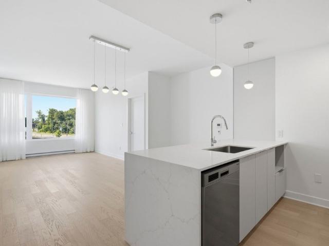 Apartment for rent in Sainte-anne-de-bellevue, Quebec