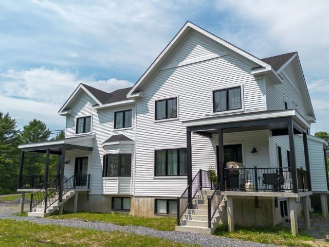 Apartment for rent in Brome-missisquoi, Quebec