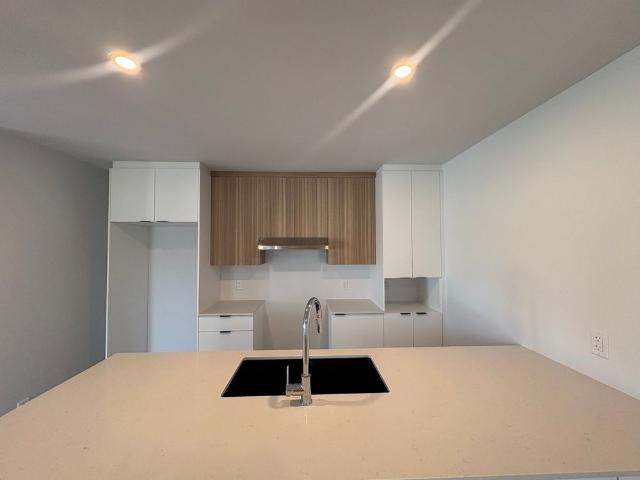 Apartment for rent in Pierre-de Saurel, Quebec