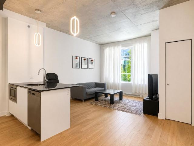 Apartment for rent in Westmount, Quebec