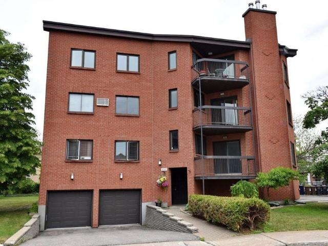 Apartment for rent in Vimont, Quebec