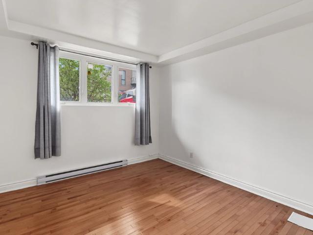 Apartment for rent in Parc-Extension, Montréal