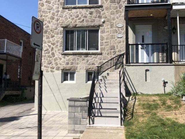 Apartment for rent in St. Leonard's, Quebec