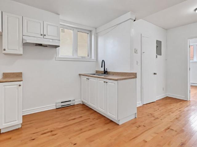 Apartment for rent in Parc-Extension, Montréal