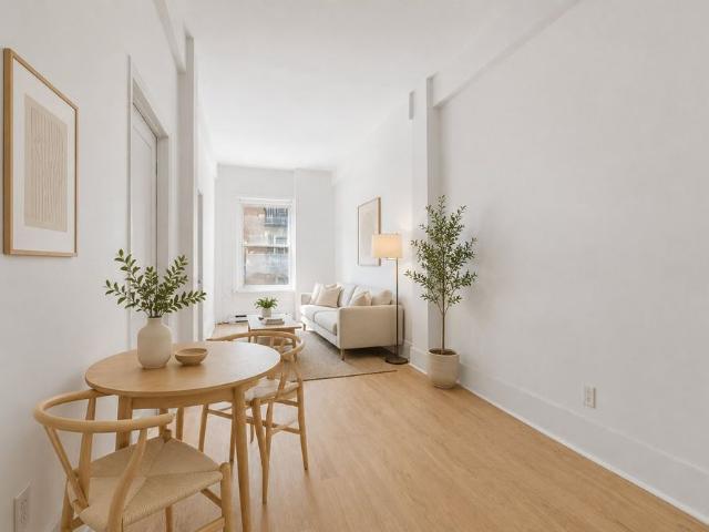 Apartment for rent in St. Leonard's, Quebec