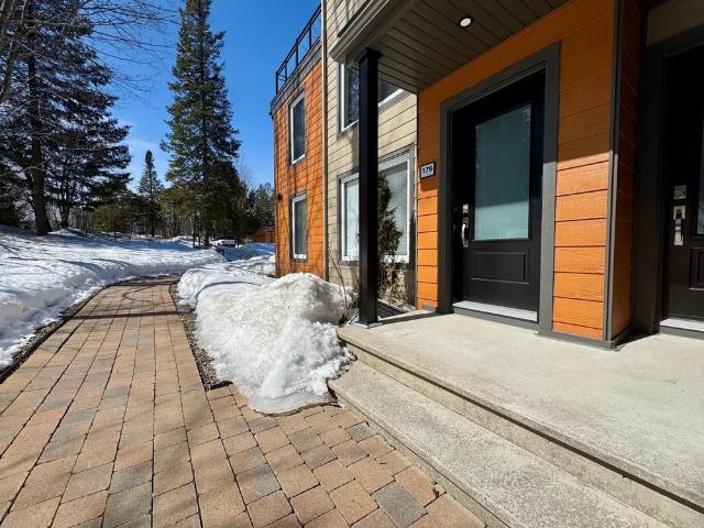 Apartment for rent in Laurentides, Quebec