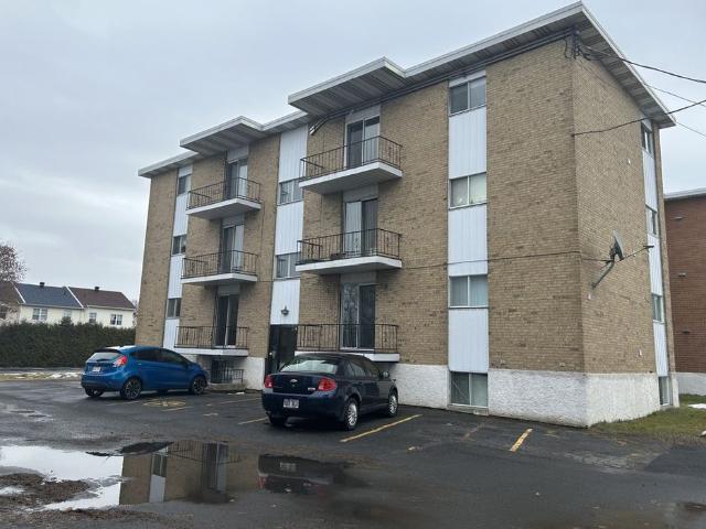 Apartment for rent in Pierre-de Saurel, Quebec