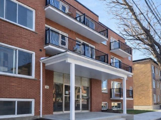 Apartment for rent in St. Leonard's, Quebec