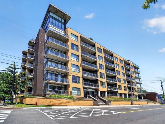 Apartment for rent in Dorval, Quebec