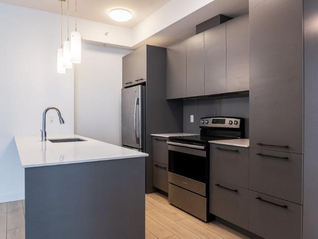 Apartment for rent in Chomedey, Quebec
