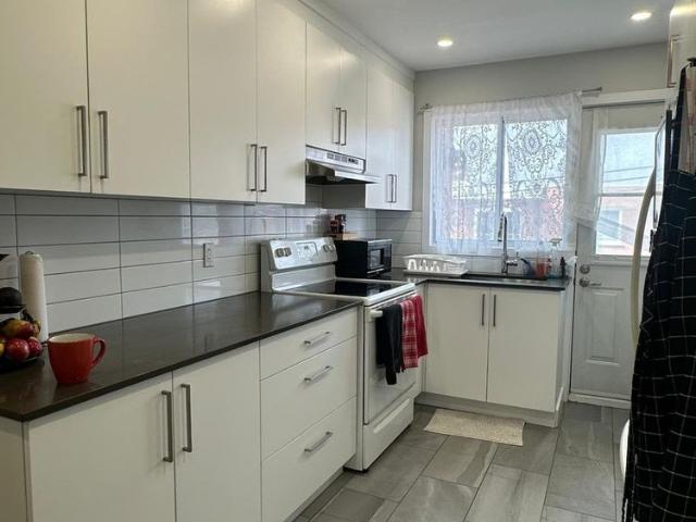 Apartment for rent in St. Leonard's, Quebec