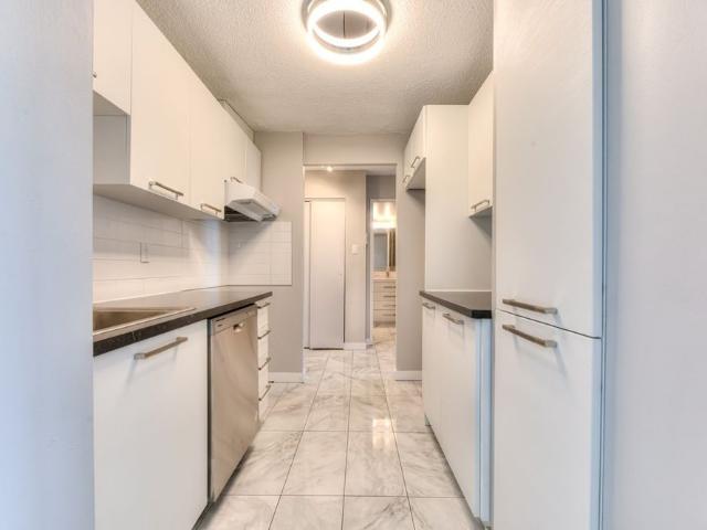 Apartment for rent in Chomedey, Quebec