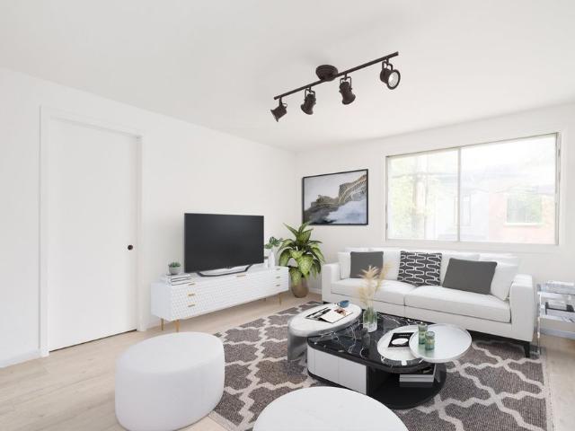 Apartment for rent in St. Leonard's, Quebec
