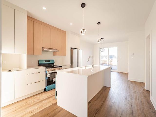 Apartment for rent in Longueuil, Quebec