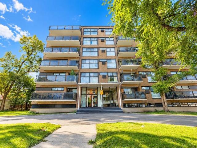 Apartment for rent in Mont-royal, Quebec