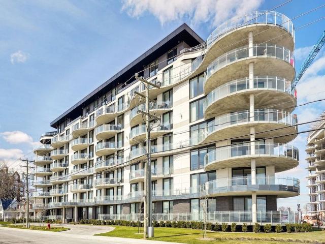 Apartment for rent in Pointe-claire, Quebec
