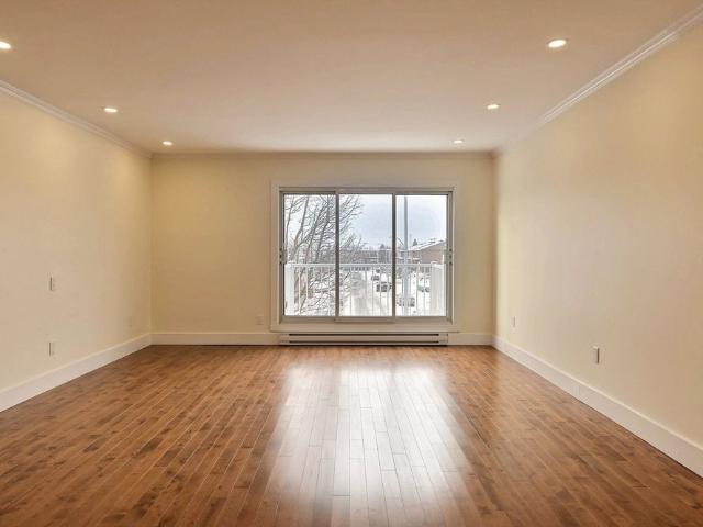 Apartment for rent in St. Leonard's, Quebec