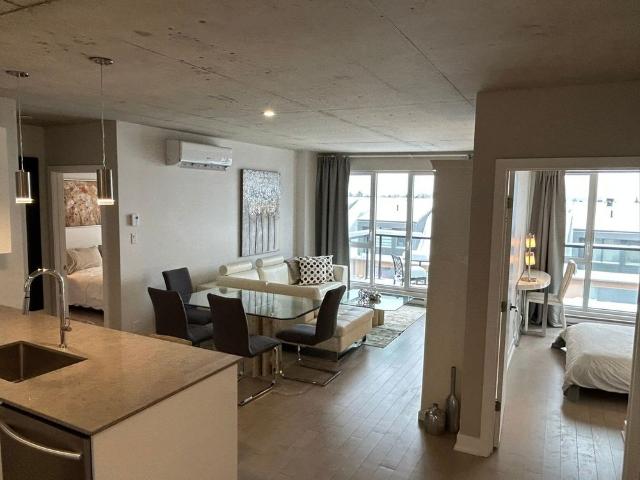 Apartment for rent in Dorval, Quebec