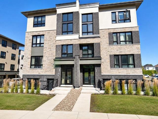 Apartment for rent in Sainte-dorothee, Quebec