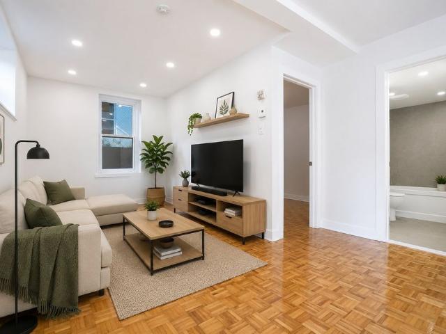 Apartment for rent in St. Leonard's, Quebec