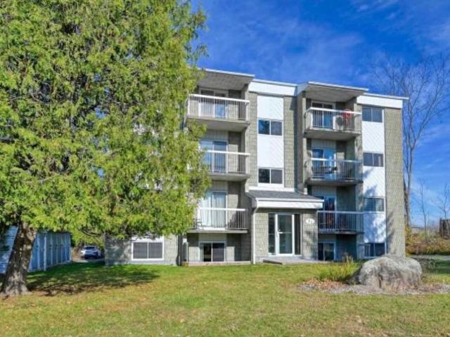 Apartment for rent in Brome-missisquoi, Quebec
