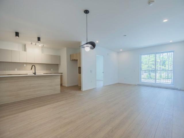 Apartment for rent in Pierre-de Saurel, Quebec