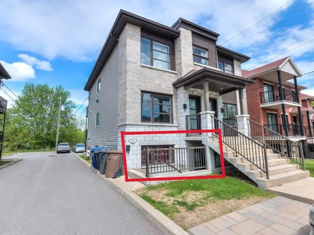 Apartment for rent in Chomedey, Laval (région administrative)